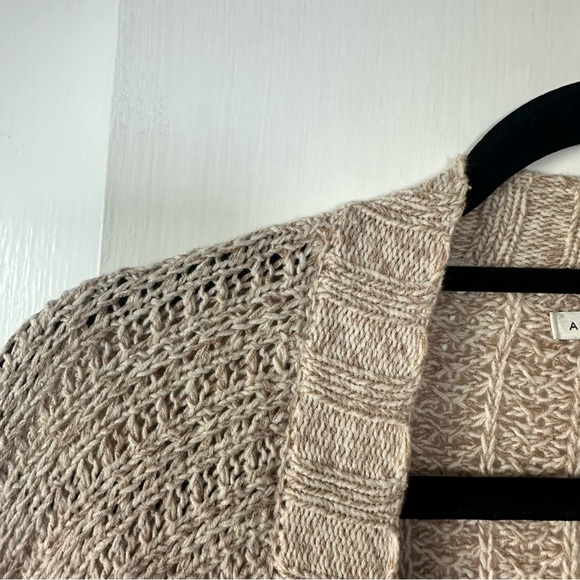American Eagle Outfitters Beige Knit Cardigan - Picture 4 of 4
